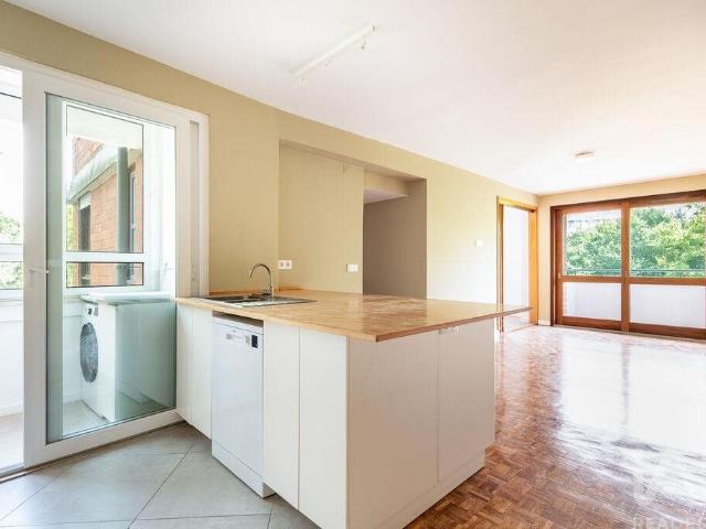 Apartamento T3 em Aldoar, Foz do Douro e Nevogilde de 92 m² 92m² Porto