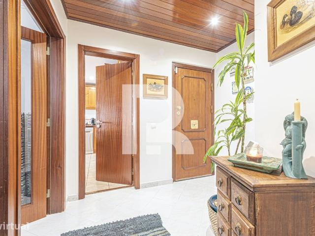 Apartamento T3 em Algs