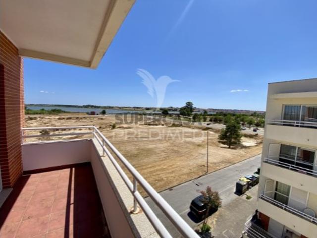 Apartamento T3 em Alhos Vedros
