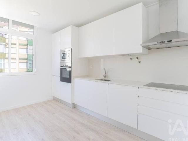 Apartamento T3 em Alto do Seixalinho, Santo André e Verderen. 110m² Barreiro e Verderena
