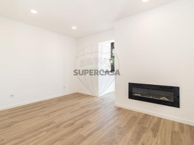 Apartamento T3 em Alto do Seixalinho, Santo André e Verderena