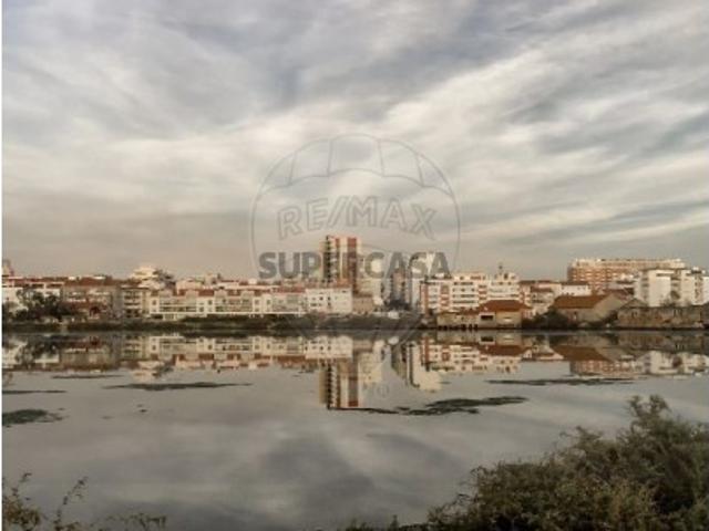 Apartamento T3 em Alto do Seixalinho, Santo André e Verderena