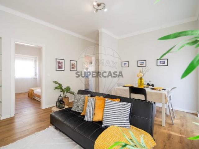 Apartamento T3 em Alvalade