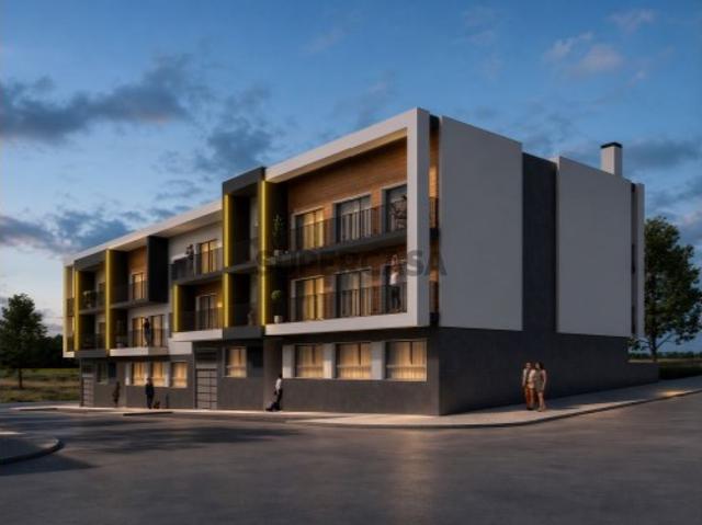Apartamento T3 em Alverca do Ribatejo e Sobralinho