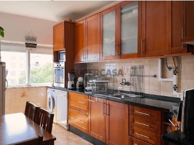 Apartamento T3 em Alverca do Ribatejo e Sobralinho
