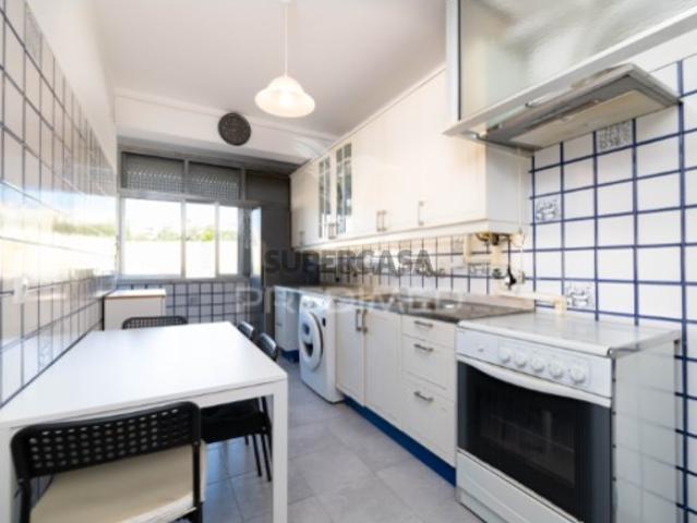 Apartamento T3 em Alverca do Ribatejo e Sobralinho