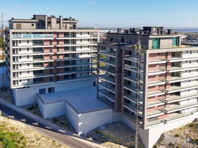 Apartamento T3 em Alverca do Ribatejo e Sobralinho de 196,00 m²