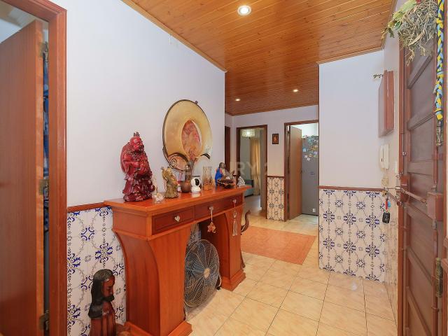 Apartamento T3 em Amora, Seixal Vista para o Rio