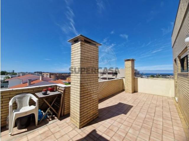 Apartamento T3 em Arcozelo