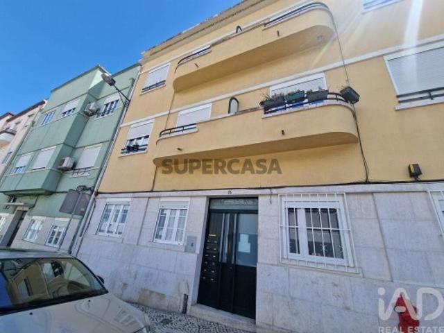 Apartamento T3 em Arroios de 94 m²