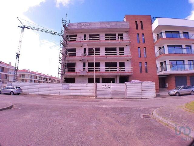 Apartamento T3 em Atouguia da Baleia de 93,00 m² 93m² Atouguia Da Baleia