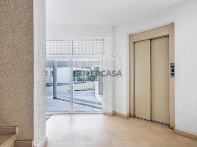 Apartamento T3 em Aveiras de Cima