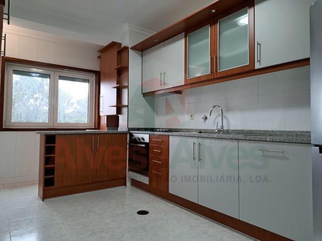 Apartamento T3 em Baguim do Monte – Conforto, Espaço e Vista. 139m² Baguim Do Monte Rio Tinto