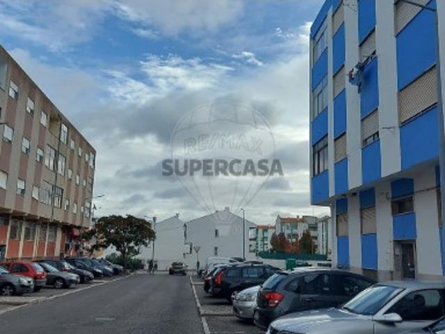 Apartamento T3 em Baixa da Banheira e Vale da Amoreira