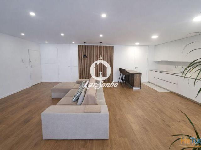 Apartamento T3 em Barcelos | 26084095702