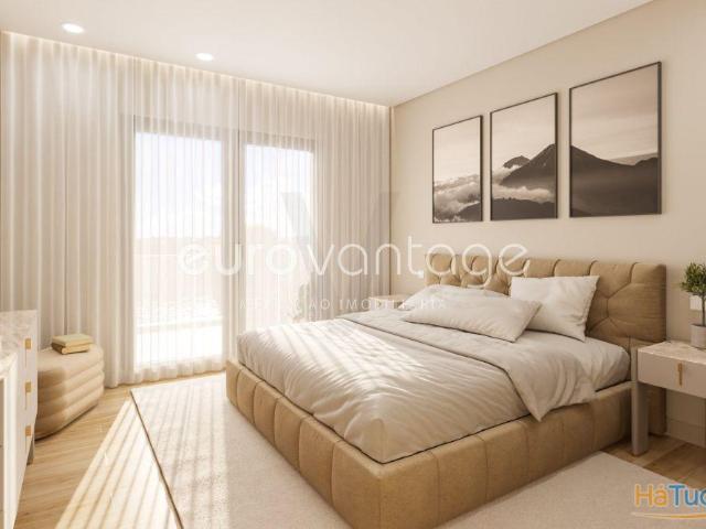 Apartamento T3 em Barosa Leiria | 26084081596