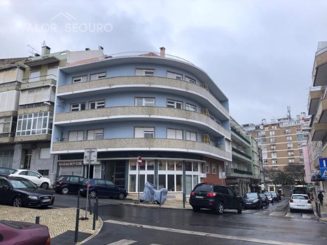 Apartamento T3 em Benfica em Lisboa