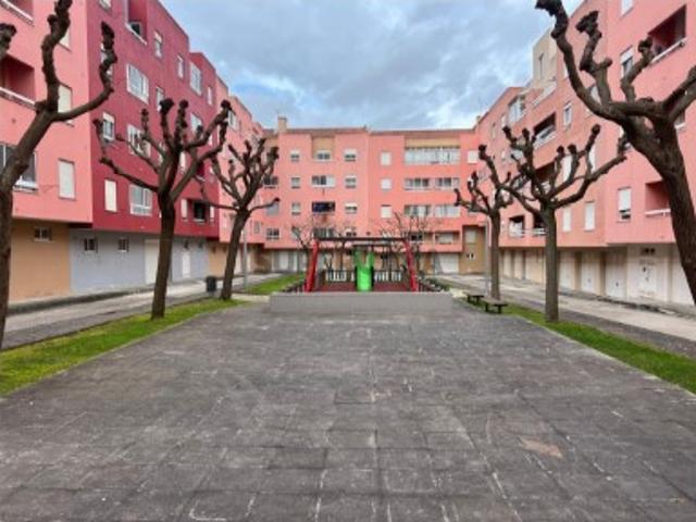 Apartamento T3 em Bombarral e Vale Covo