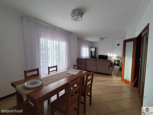Apartamento T3 em Bustos