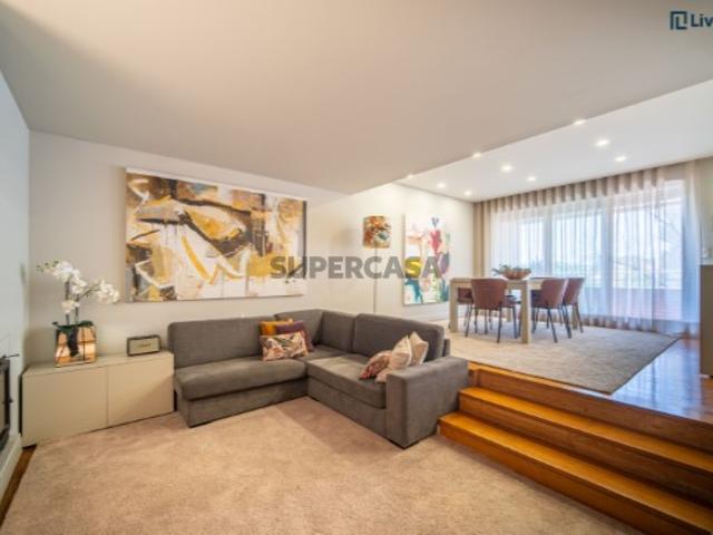 Apartamento T3 em Campo Alegre