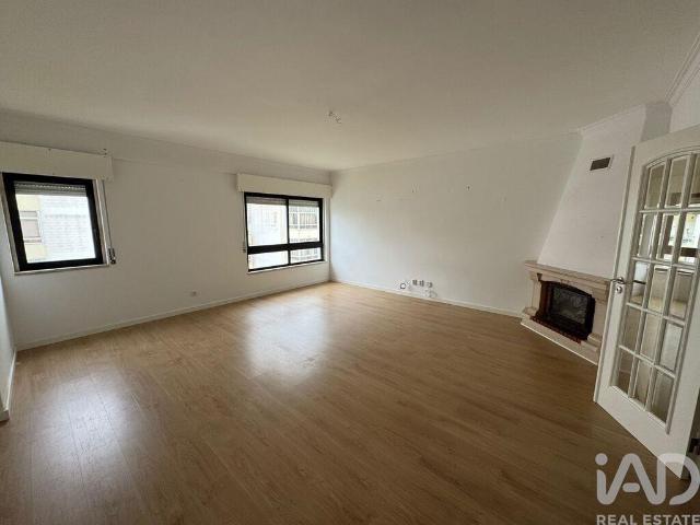 Apartamento T3 em Cacém e São Marcos de 115 m²