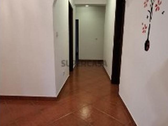 Apartamento T3 em Cadaval e Pêro Moniz