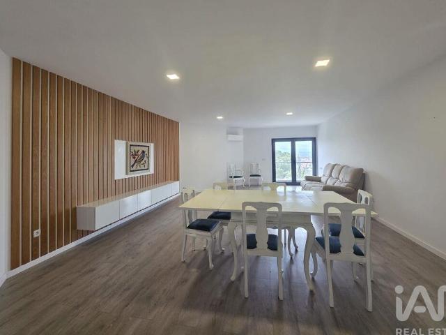 Apartamento T3 em Carregal do sal de 208,00 m²