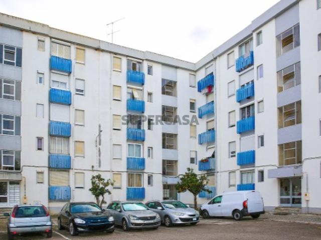 Apartamento T3 em Castanheira do Ribatejo e Cachoeiras