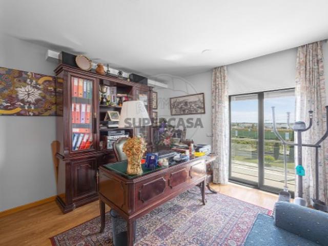 Apartamento T3 em Castanheira do Ribatejo e Cachoeiras