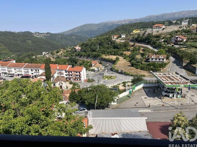 Apartamento T3 em Castro Daire de 102 m²