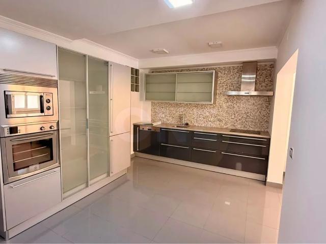 Apartamento T3 em Celas