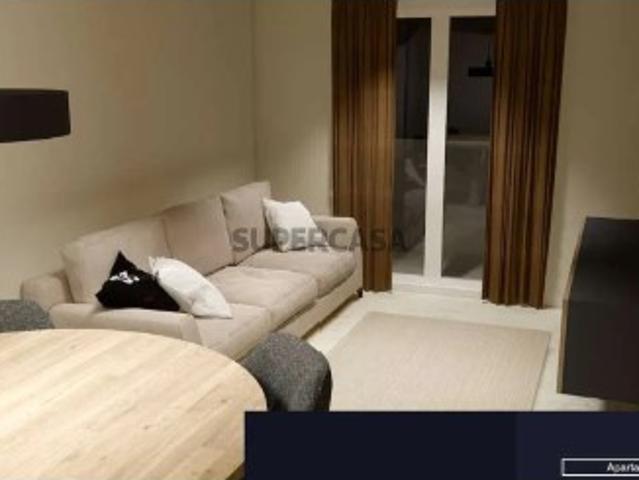 Apartamento T3 em Charneca de Caparica e Sobreda