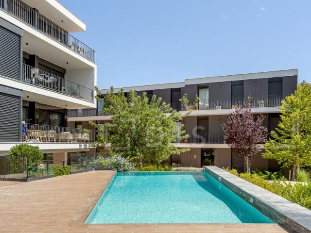 Apartamento T3 em condomínio fechado em Carnaxide, Oeiras, Lisboa