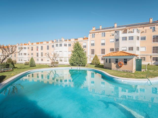 Apartamento T3 em Condomínio Privado | Alapraia, Cascais