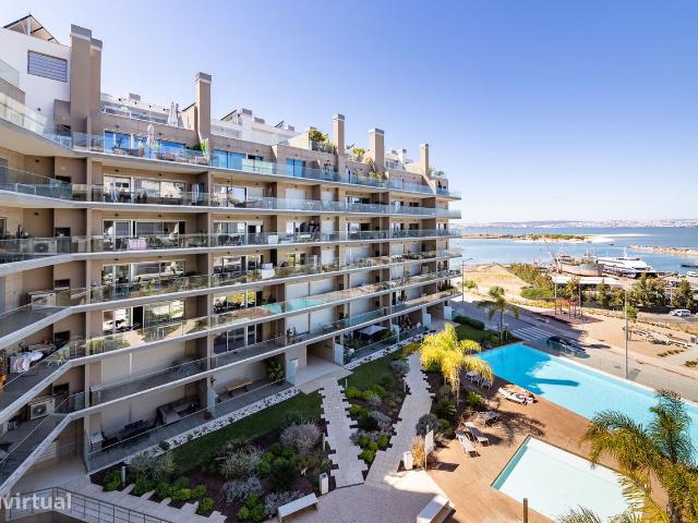 Apartamento T3 em Condomnio de Luxo One River, Seixal