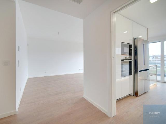 Apartamento T3 em Construção em Paço de Arcos