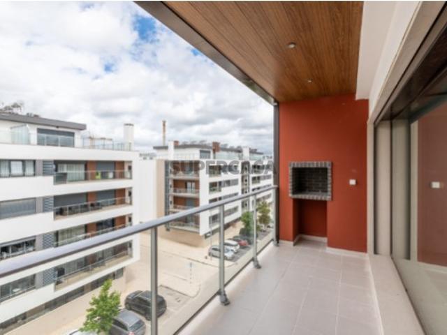 Apartamento T3 em construção Montijo