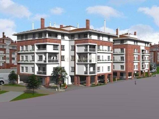 Apartamento T3, em Construção, na Marinha Grande