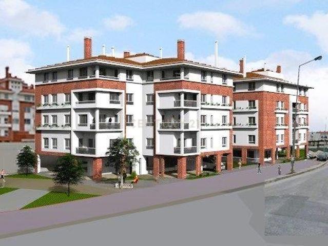 Apartamento T3, em Construção, na Marinha Grande