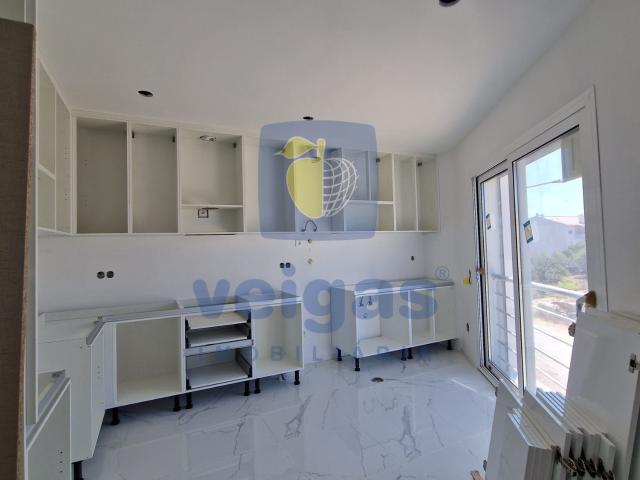 Apartamento T3 em construção na praia da Gala, Figueira da Foz