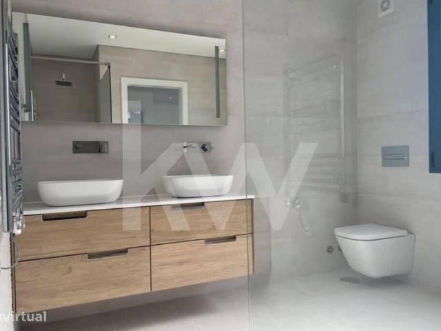 Apartamento T3 em construo, com 1 lugar de garagem e terrao de 25 m