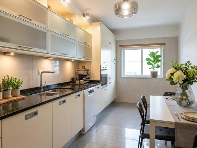 Apartamento T3 em Corroios, Seixal | 115 m2 | Santa Marta do Pinhal