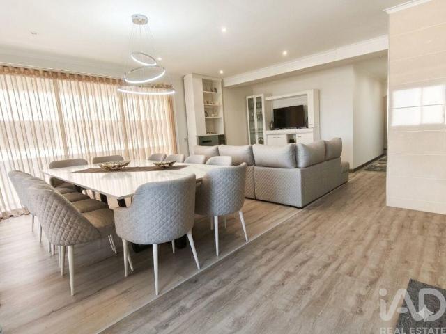 Apartamento T3 em de 100 m²