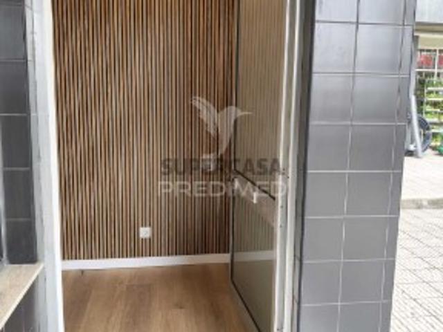 Apartamento T3 em Delães
