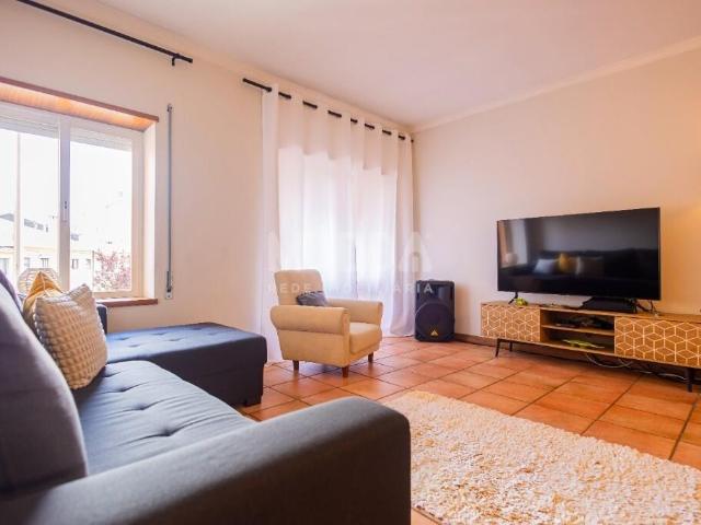 Apartamento T3 em Esgueira – Excelente Localização!