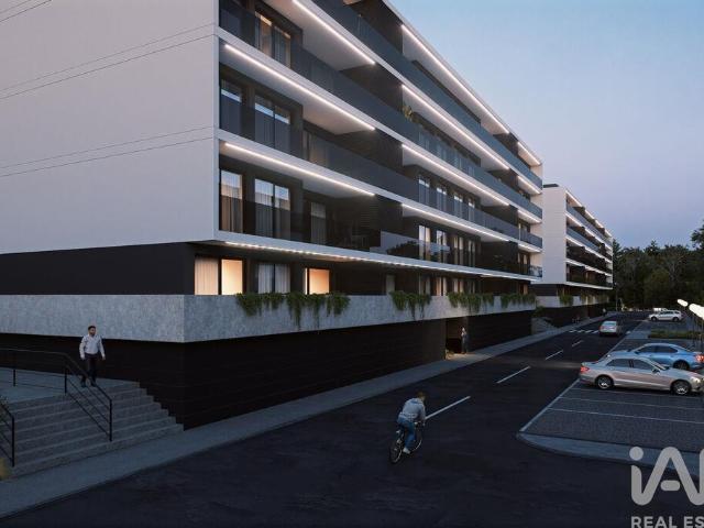 Apartamento T3 em Fânzeres e São Pedro da Cova de 107,00 m²