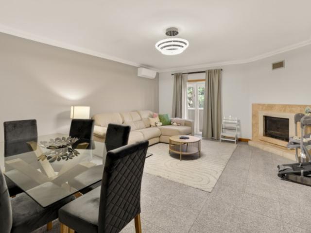 Apartamento T3 em Fernão Ferro