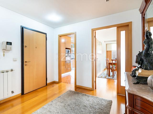 Apartamento T3 em Ferreiros, Braga