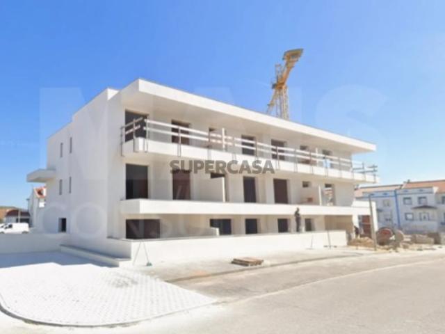 Apartamento T3 em Ferrel
