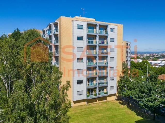 Apartamento T3 em Fraião Braga